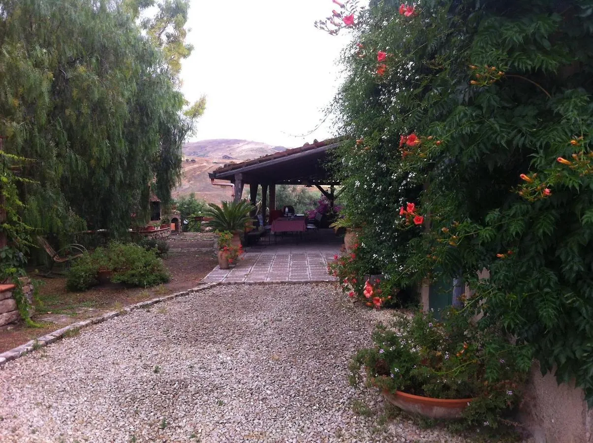 San Todaro Countryhouse With Pool Centuripe