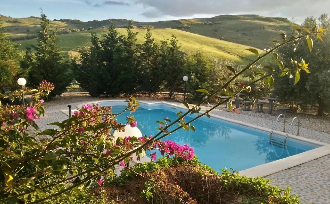 San Todaro Countryhouse With Pool Centuripe